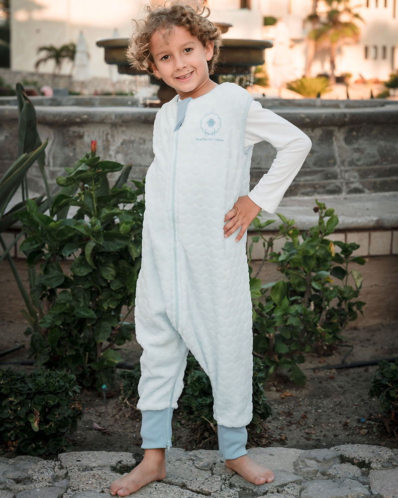 SAQUITOS FLEECE CON SALIDA PARA PIES