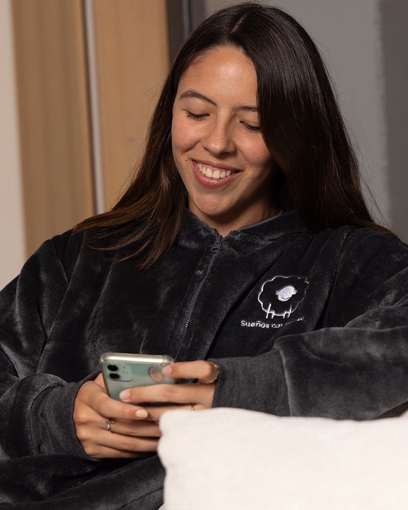 "BIG DREAMS" SUDADERA GIGANTE (JUNIORS)