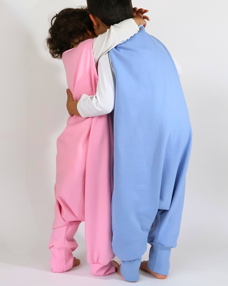 SAQUITOS TELA DE PANTS CON SALIDA PARA PIES