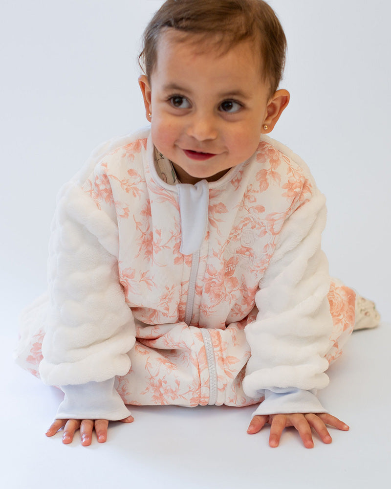 SAQUITOS FLEECE CON SALIDA PARA PIES