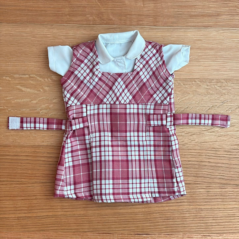 UNIFORMES DE MUÑECAS